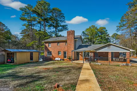 Exterior - 214 Willowcrest Way, Lagrange, GA 30240 photo 10 of 10
