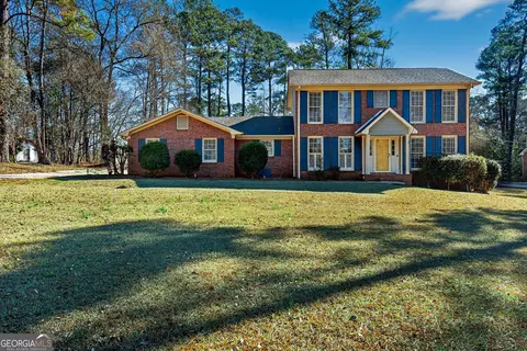 Exterior - 214 Willowcrest Way, Lagrange, GA 30240 photo 1 of 10