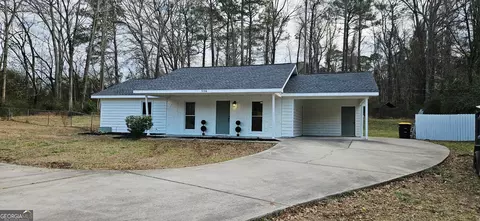 516 W Main St, Hogansville, GA 30230