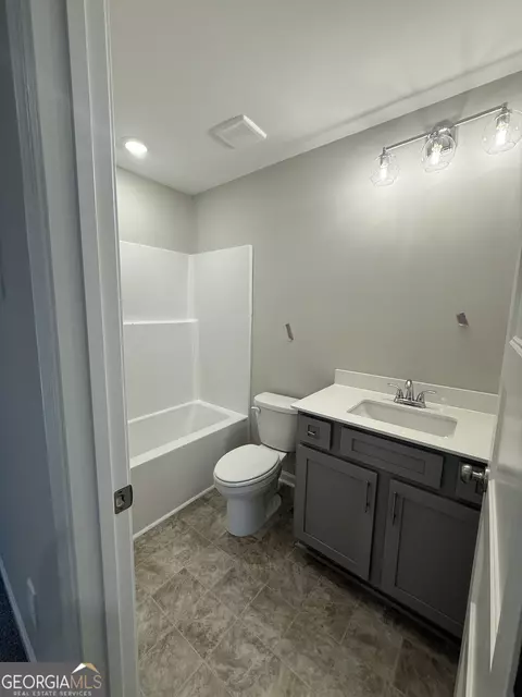 Bath - 4 Morningside Ct, Thomaston, GA 30286 photo 5 of 5