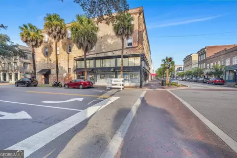 310 W Broughton St #3006, Savannah, GA 31401