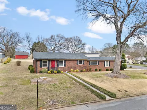 2 Cameo Dr NW, Rome, GA 30165