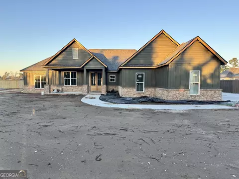 813 Long Pond Rd, Lake Park, GA 31636