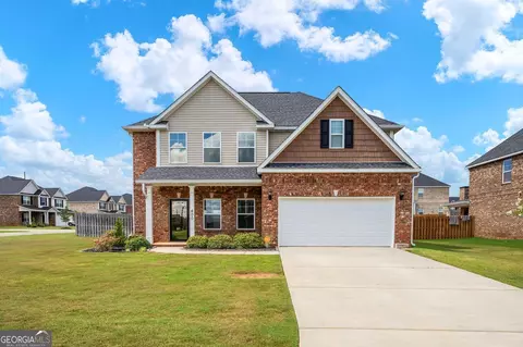 400 Avery Ct, Bonaire, GA 31005