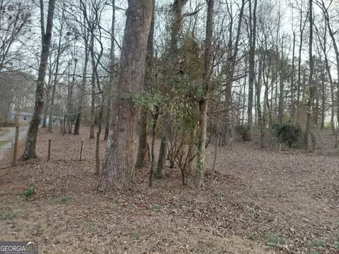 102 Brookview Dr, Griffin, GA 30223