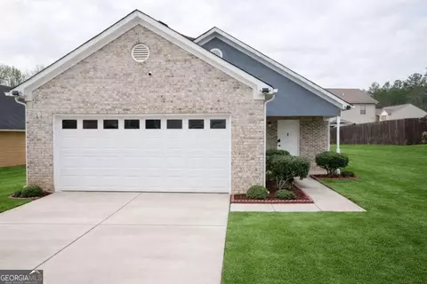 10941 Station Dr, Hampton, GA 30228