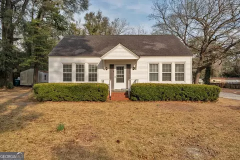 425 S 3rd St, Vienna, GA 31092