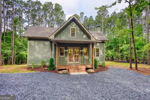 1010 Northwoods Pt, Greensboro, GA 30642