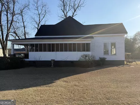 Exterior - 315 Pine Ave, Pinehurst, GA 31070 photo 2 of 4