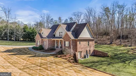 263 Woodmont Dr, Cornelia, GA 30531