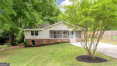 848 East Ave, Scottdale, GA 30079