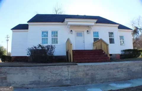 1007 Burch St, Cadwell, GA 31009