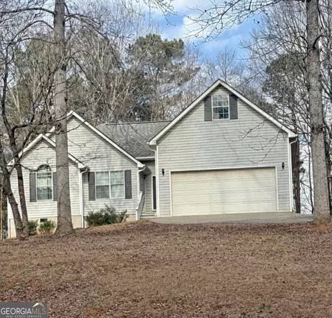 192 Duncans Mill Dr, Locust Grove, GA 30248