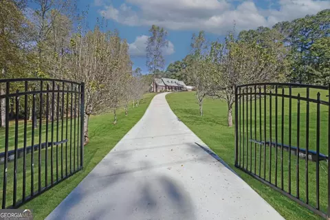 2325 Mountain Rd, Alpharetta, GA 30004