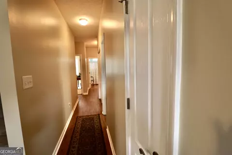 Entry Way - 190 Roundtree Way, Williamson, GA 30292 photo 3 of 8