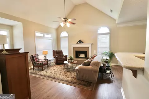 Living - 190 Roundtree Way, Williamson, GA 30292 photo 2 of 2