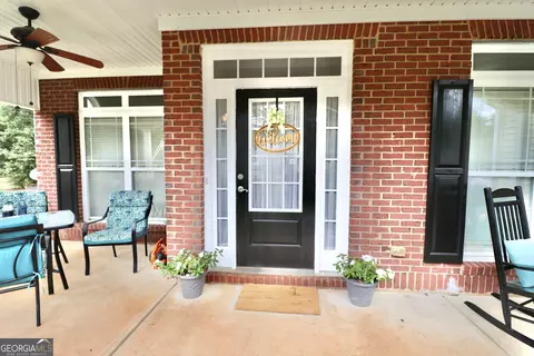 Exterior - 190 Roundtree Way, Williamson, GA 30292 photo 7 of 22