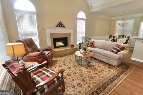 Living - 190 Roundtree Way, Williamson, GA 30292 photo 1 of 2