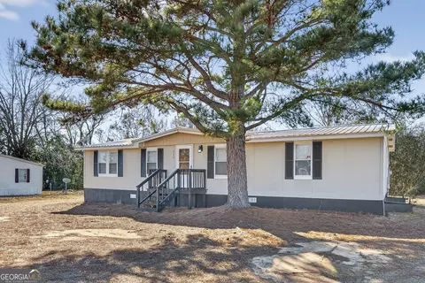 133 Princeton Dr NE, Milledgeville, GA 31061