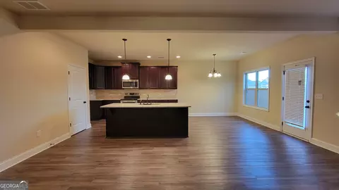 Living - 5652 Laney Dr, Rex, GA 30273 photo 5 of 7