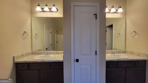 Entry Way - 5652 Laney Dr, Rex, GA 30273 photo 16 of 18