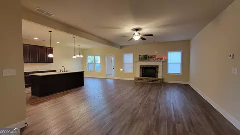 Living - 5652 Laney Dr, Rex, GA 30273 photo 4 of 7