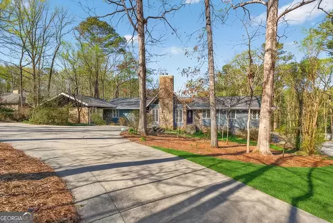 175 Flat Creek Ct, Fayetteville, GA 30214