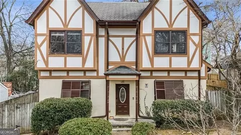 1079 Tumlin St NW, Atlanta, GA 30318