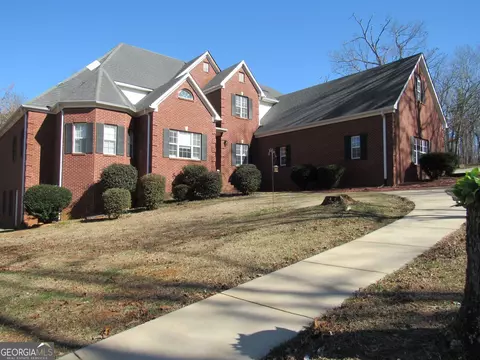 240 W Miles Rd, Carrollton, GA 30116