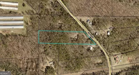 1911 Star Point Rd, Carrollton, GA 30116