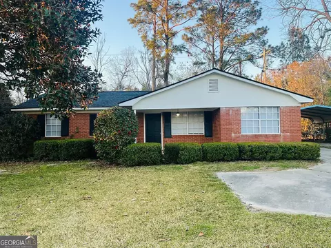 2293 Burkhalter Rd, Statesboro, GA 30458