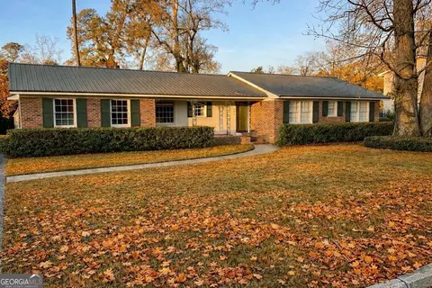102 Starmount Dr, Valdosta, GA 31602