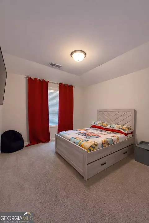 Bedroom - 4355 Cornwall Dr, Forsyth, GA 31029 photo 3 of 3