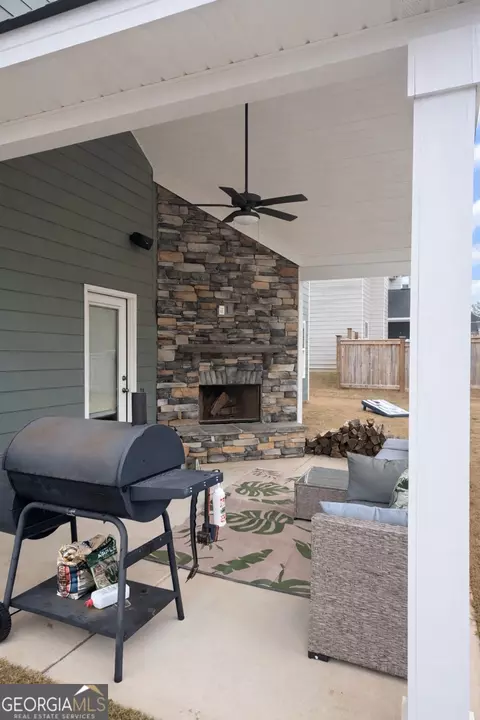 Exterior - 4355 Cornwall Dr, Forsyth, GA 31029 photo 3 of 5