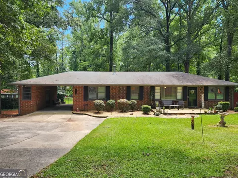 807 Wera Pl, Macon, GA 31210