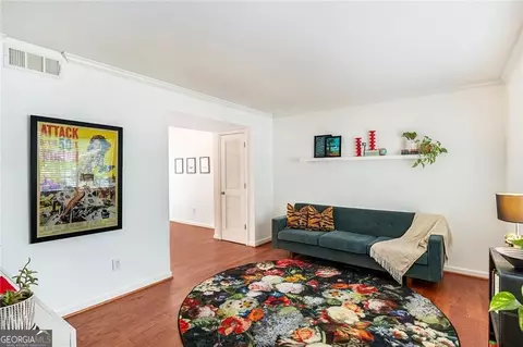 6940 Roswell Rd #16B, Atlanta, GA 30328