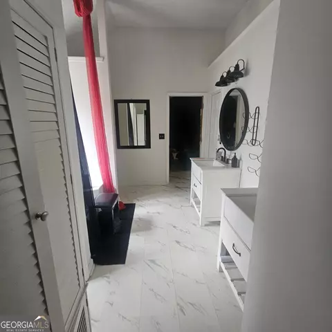 Bath - 239 Kyndal Dr, Hampton, GA 30228 photo 3 of 3