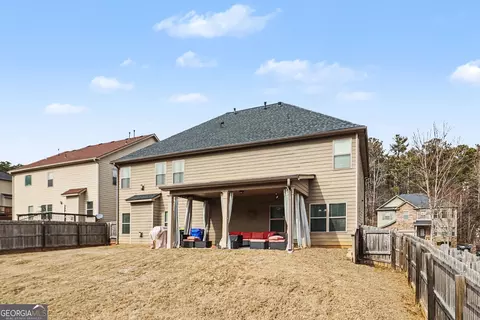Exterior - 622 Stream Ct, Fairburn, GA 30213 photo 8 of 11