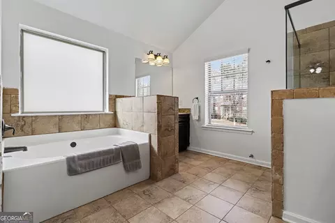 Bath - 622 Stream Ct, Fairburn, GA 30213 photo 5 of 5
