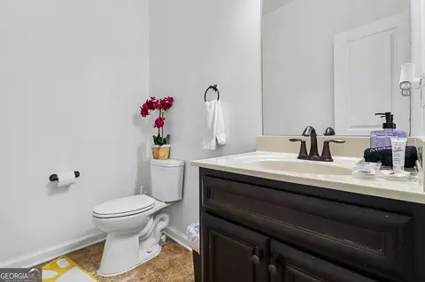 Bath - 622 Stream Ct, Fairburn, GA 30213 photo 3 of 5