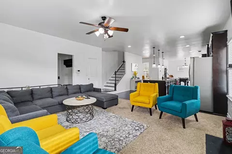 Living - 622 Stream Ct, Fairburn, GA 30213 photo 1 of 4