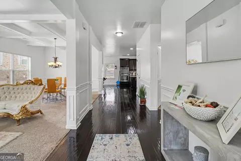 Entry Way - 622 Stream Ct, Fairburn, GA 30213 photo 1 of 3