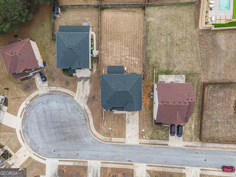 View/Area - 622 Stream Ct, Fairburn, GA 30213 photo 2 of 3
