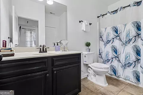 Bath - 622 Stream Ct, Fairburn, GA 30213 photo 2 of 5