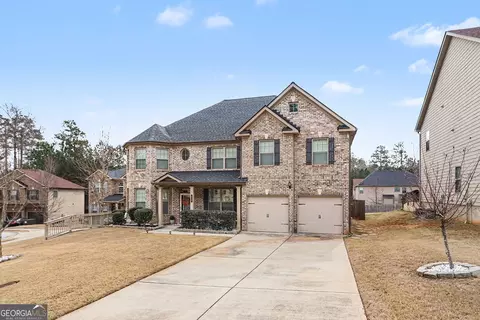Exterior - 622 Stream Ct, Fairburn, GA 30213 photo 3 of 11