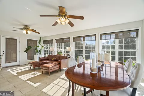 Dining - 555 Hubbard Rd, Carnesville, GA 30521 photo 2 of 3