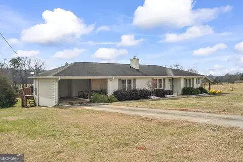 Exterior - 555 Hubbard Rd, Carnesville, GA 30521 photo 2 of 16