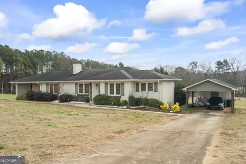 Exterior - 555 Hubbard Rd, Carnesville, GA 30521 photo 11 of 16