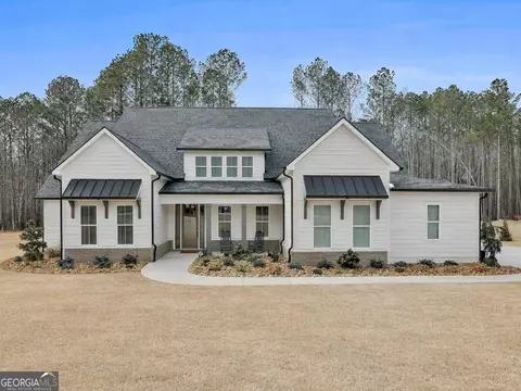 171 Huiet Dr, Fayetteville, GA 30215