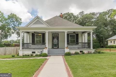 1808 Cambridge Ave, Atlanta, GA 30337